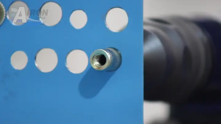 Remachadora - demostración